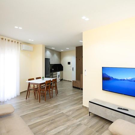 Queen Apartmets Vlorë 外观 照片